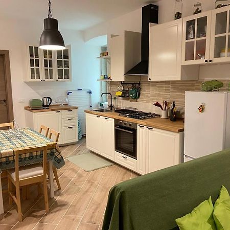 Casa Vacanze Nuanua ตรีเอสเต ภายนอก รูปภาพ
