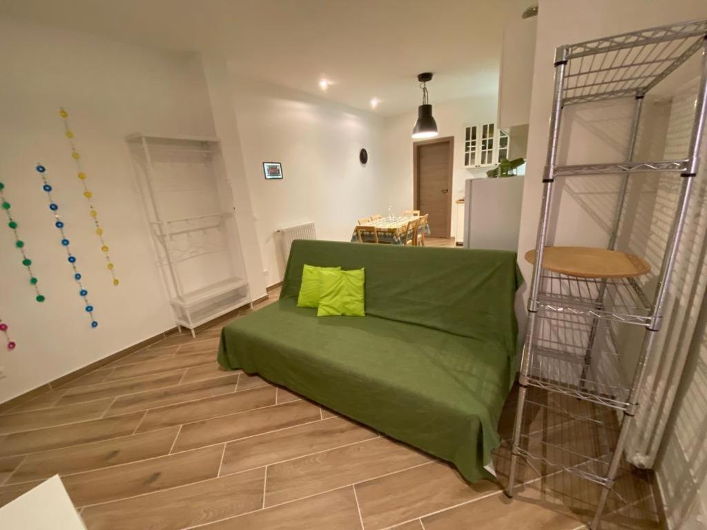 Casa Vacanze Nuanua ตรีเอสเต ภายนอก รูปภาพ