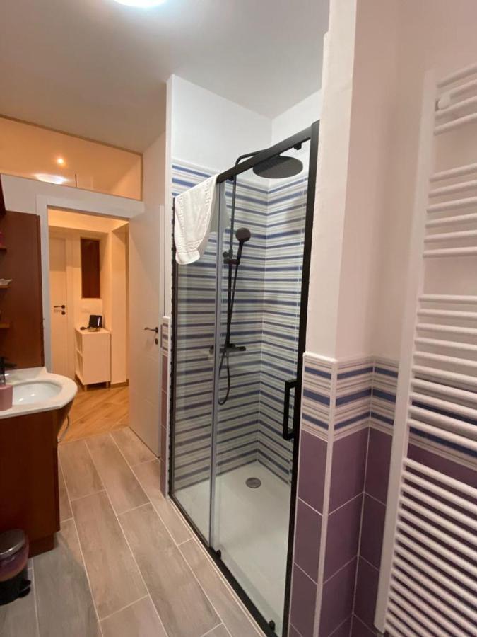 Casa Vacanze Nuanua ตรีเอสเต ภายนอก รูปภาพ