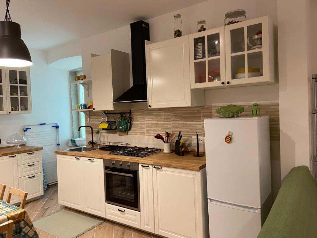 Casa Vacanze Nuanua ตรีเอสเต ภายนอก รูปภาพ